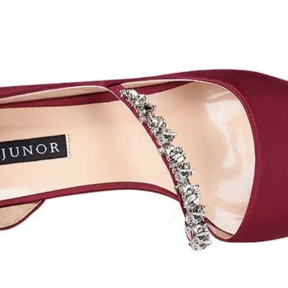 New in the box women’s shoes - Picture 4 of 5